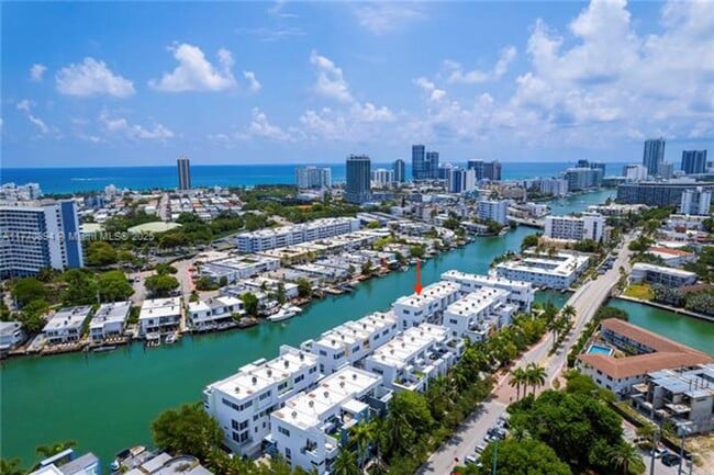Building Photo - 51 N Shore Dr