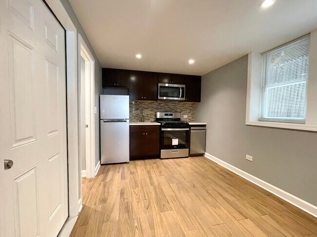 Foto del edificio - 3530 W Palmer St