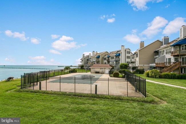 Foto del edificio - 8092 Windward Key Dr
