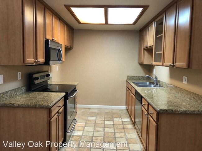 Building Photo - 2 br, 2 bath House - 4010 Elmo Loop - A