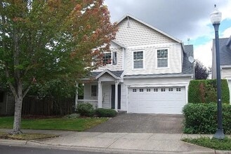 Building Photo - 16847 NW Oak Creek Dr