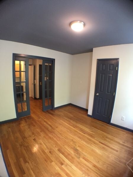 Primary Photo - 514 E 6th St