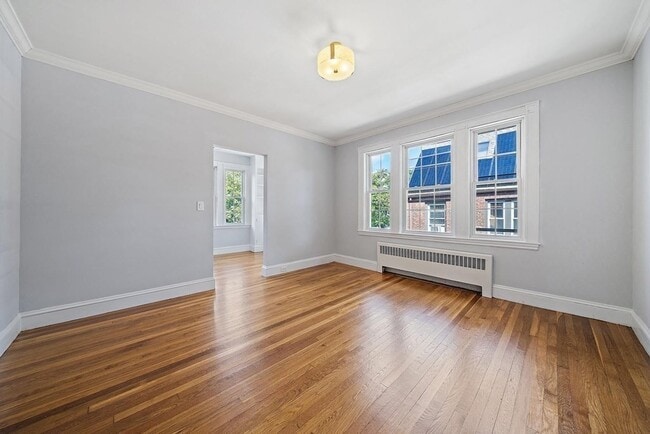 Foto del edificio - 54 Crosby Rd