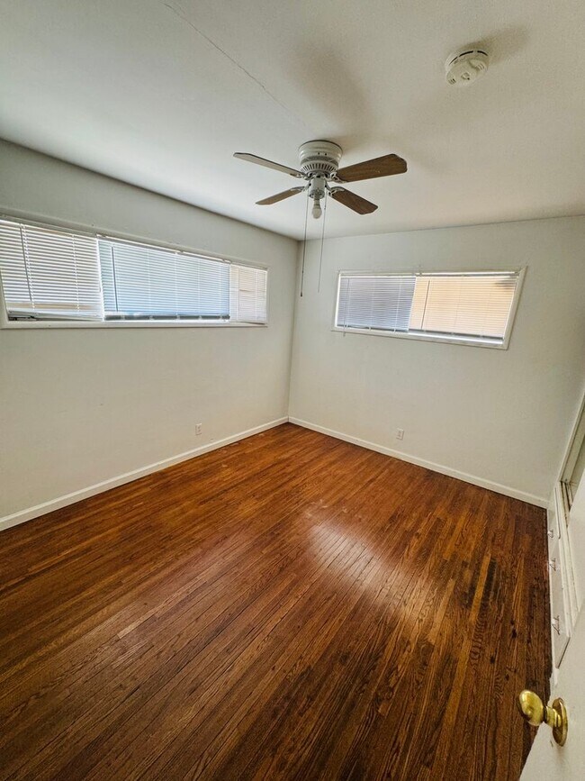 Foto del edificio - Charming property in Bakersfield – Minutes...