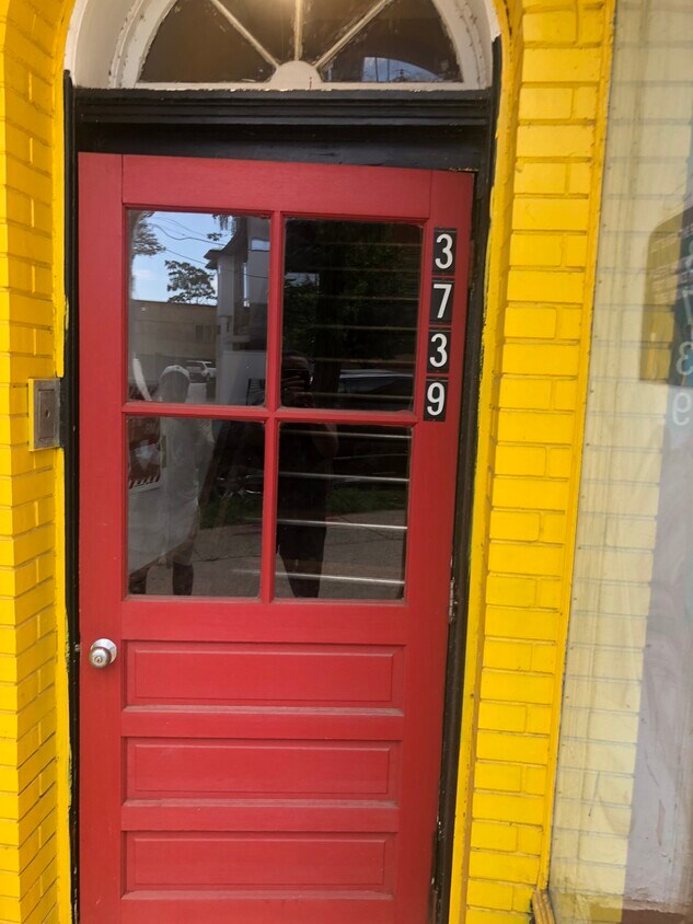 Primary Photo - 3739 12th St NE