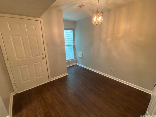 Foto del edificio - 401 Club #20 Rd