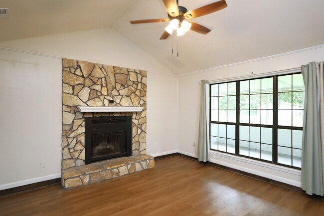 Foto del edificio - 3630 Becky St