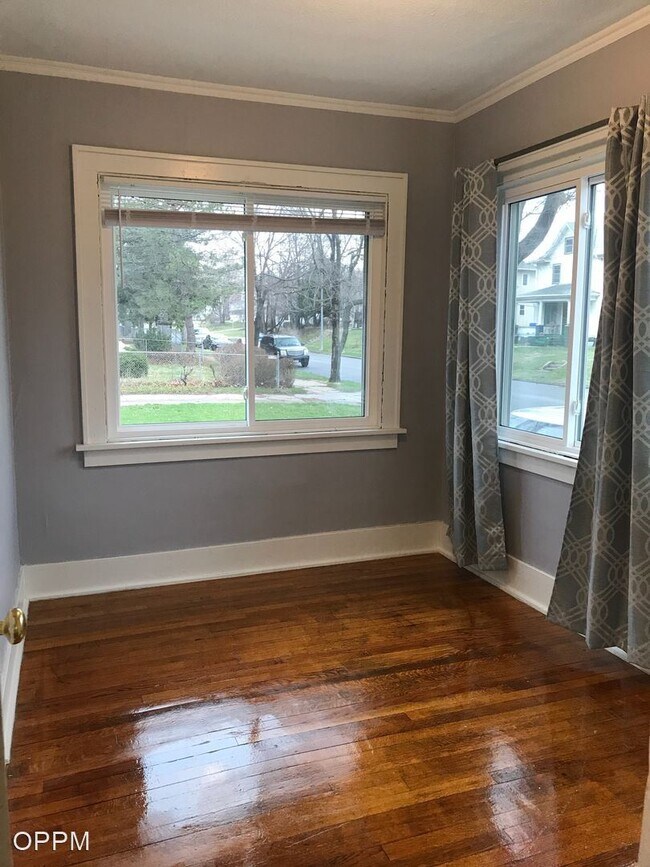 Foto del edificio - 3 br, 1 bath House - 2224 Spencer St