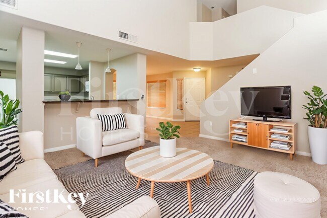 Foto del edificio - 8108 Exploration Ave