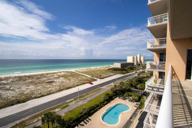 Building Photo - 800 Fort Pickens Rd