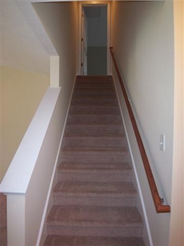 Building Photo - 3BR/2.5B With A Bonus Room Blackman Area