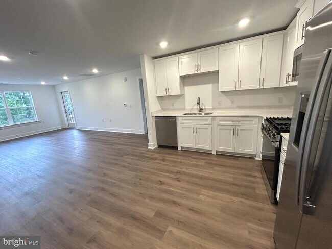 Building Photo - 2306 Prince Hall Dr