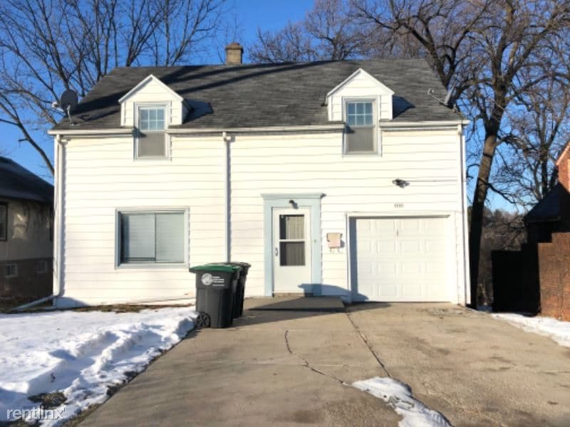 Primary Photo - 4 br, 1 bath House - 3520 Fontenelle Blvd
