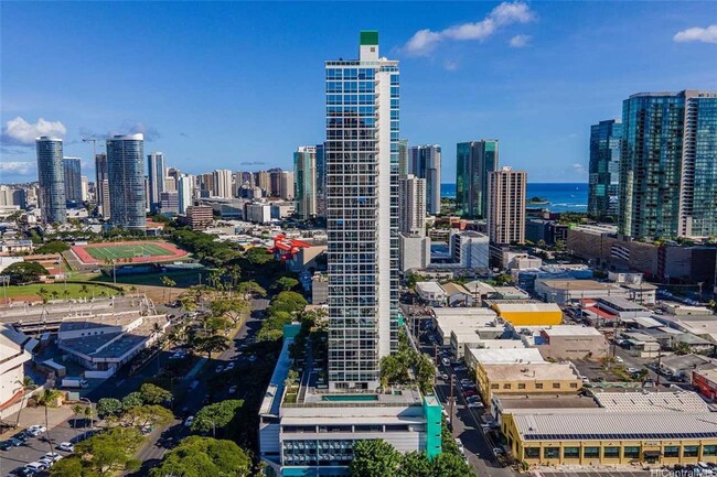 Foto del edificio - Furnished 2bd/2ba in the Heart of Kaka'ako