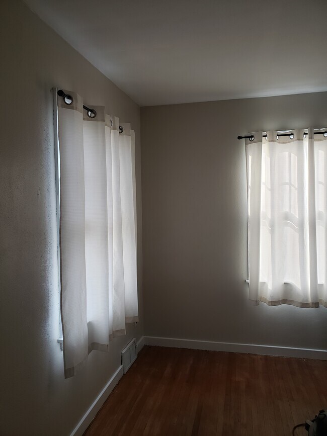 Foto del edificio - 711-711 11th St N