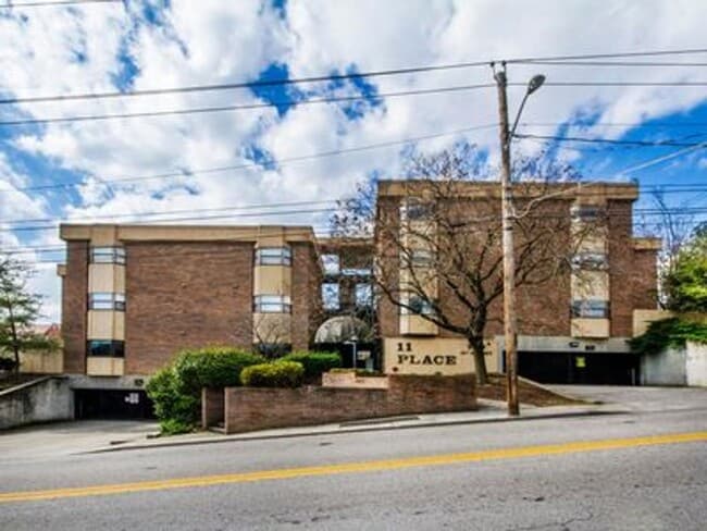 Foto del edificio - 11th Place Condominiums- 2BD/1.5 BA: Avail...