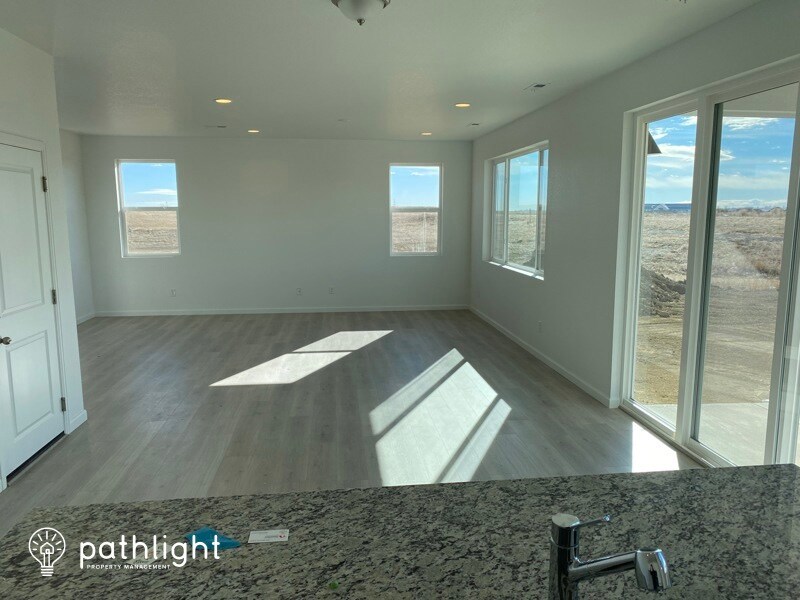 Foto principal - 6208 Frenchman Pl