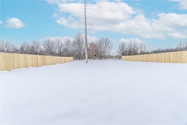 Building Photo - 933 Hampton St