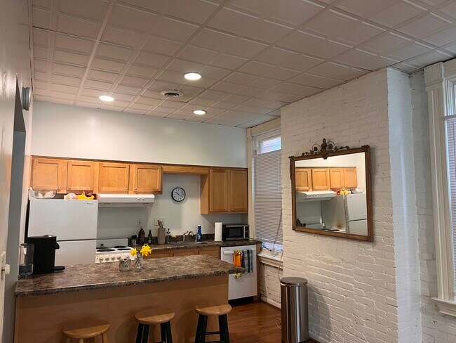 Foto del edificio - 627 S Negley Ave