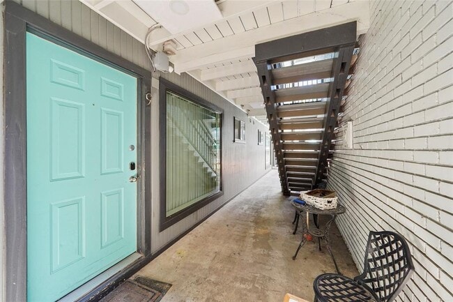 Foto del edificio - 311 Hawthorne St