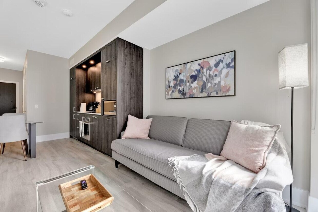 Photo principale - 438 Wellington St W