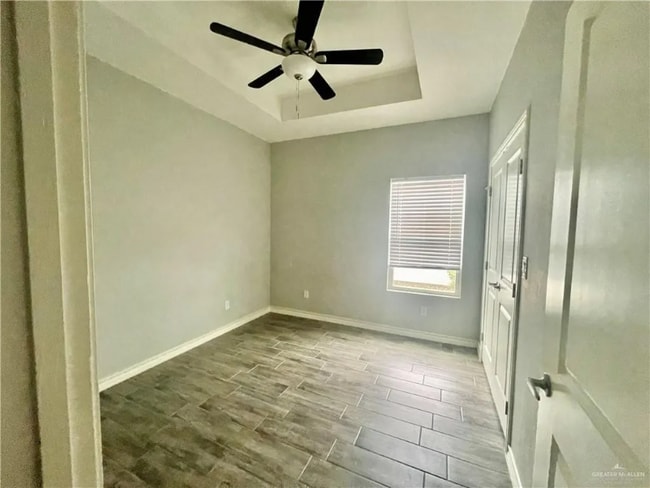 Building Photo - 3918 Las Vistas Ln