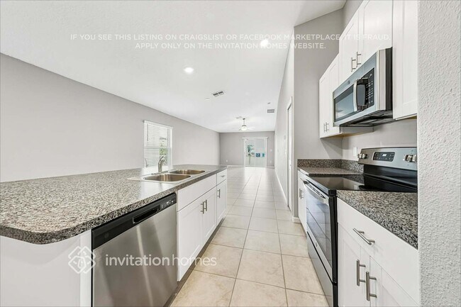 Foto del edificio - 15530 Colt Creek Pl