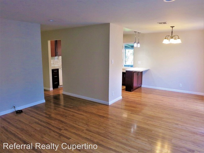 Building Photo - 3163 Taper Ave