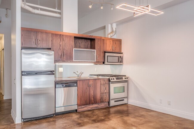 Photo du bâtiment - 233 Carlaw Ave