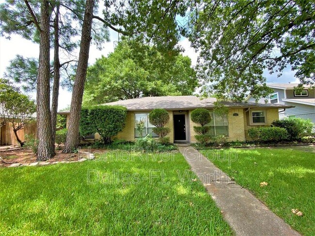 Foto del edificio - 3221 Brunchberry Ln