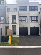 Building Photo - 3079 Cherry Blossom Cmn