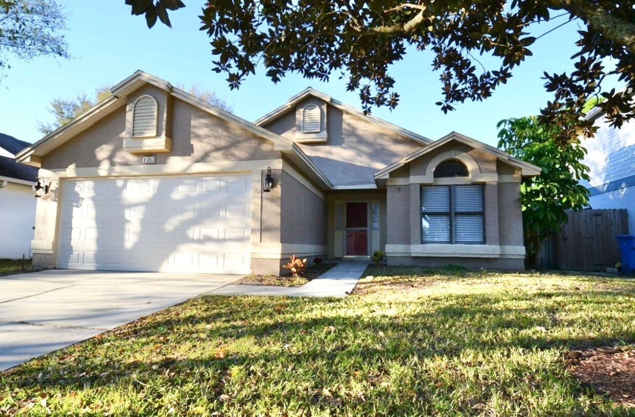 Gorgeous fully upgraded pool home in Ovied... - Gorgeous fully upgraded pool home in Ovied...