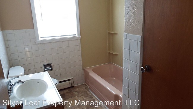 Foto del edificio - 2913-2913 8th St N