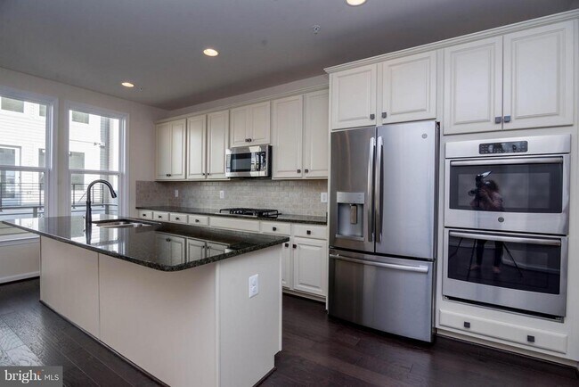 Foto del edificio - 4939 Trail Vista Ln