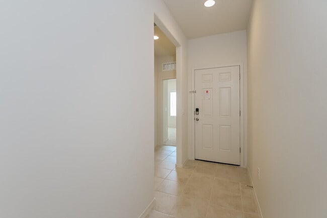 Building Photo - 16514 S Paseo Badajo