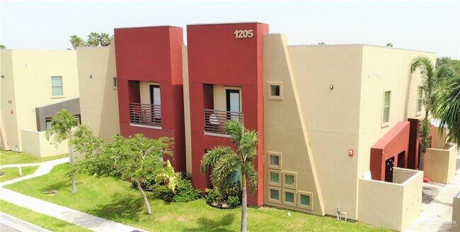 Foto del edificio - 1205 E Daffodil Ave