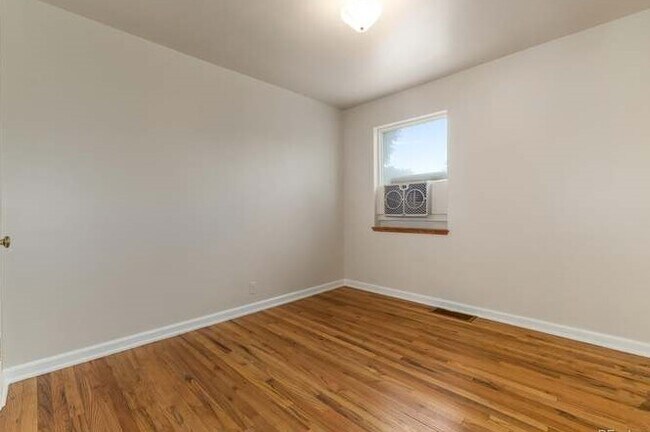 Bedroom 2 - 1375 Otis St