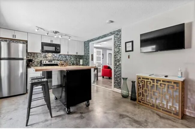 Foto del edificio - 2558 2nd Ave S