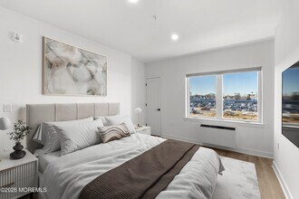 Building Photo - 180 Morris Ave