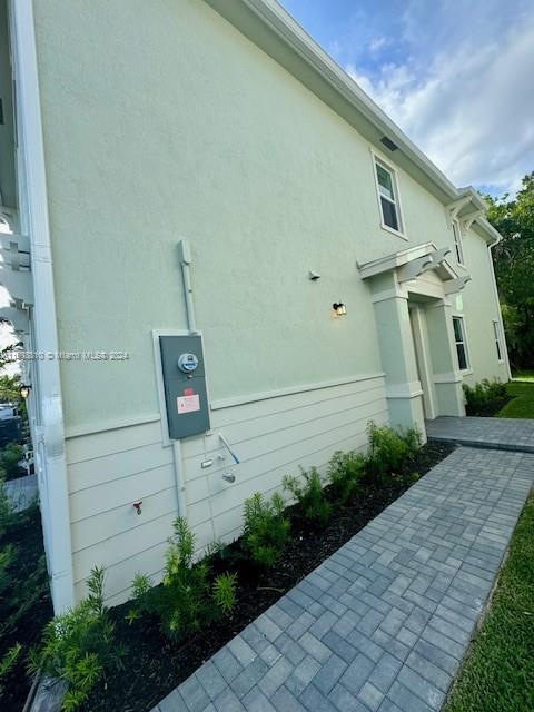 Foto del edificio - 4575 Hollister Ave