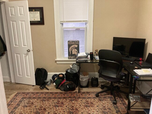 BR - 1726 N Pulaski St