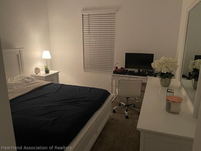 Building Photo - 921 Washington St