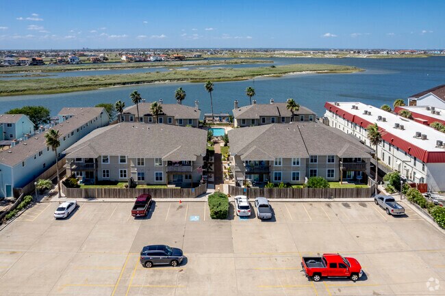 Building Photo - Leeward Cove Condominiums
