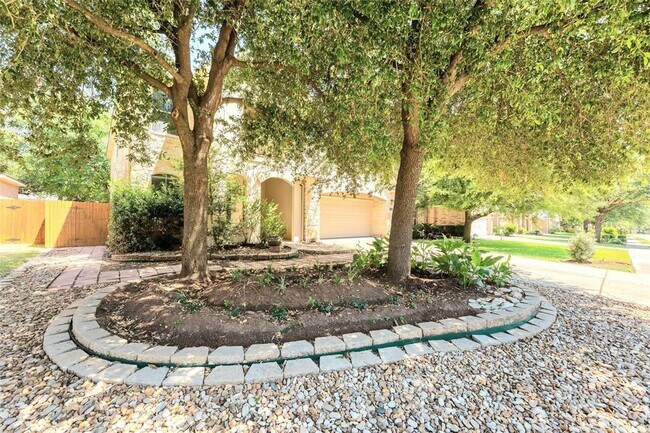 Building Photo - 3720 Pine Needle Cir