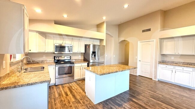 Building Photo - 21802 Allen Ct
