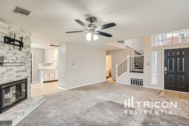 Foto del edificio - 3416 Tulip Ln
