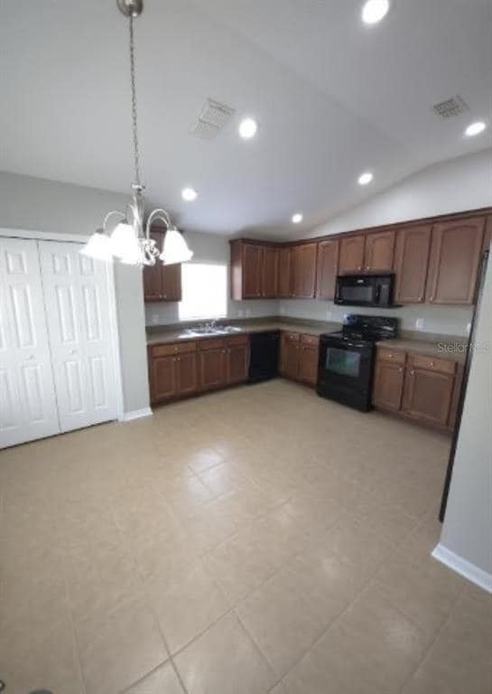 Building Photo - 9734 Highland Ridge Dr