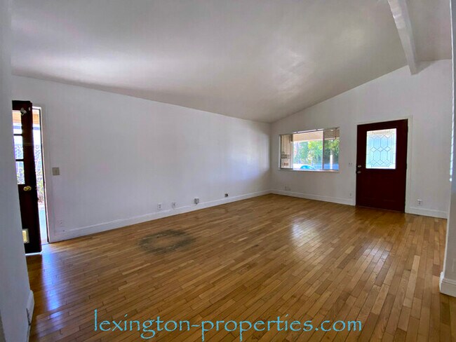 Building Photo - Fantastic, 3Bd/2Ba, Home in the Heart of Rocklin! Off Pacific St., Near Johnson-Springview Park!