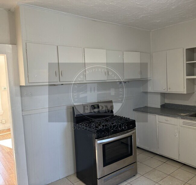Foto del edificio - 441 Rivet St