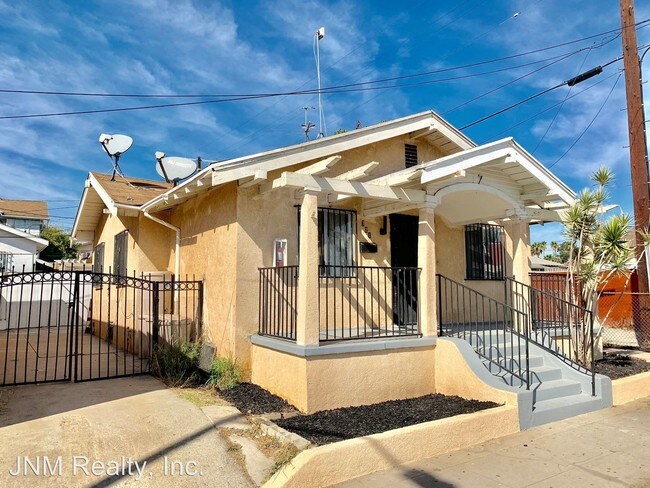 Foto del edificio - 3473-3475 Percy St